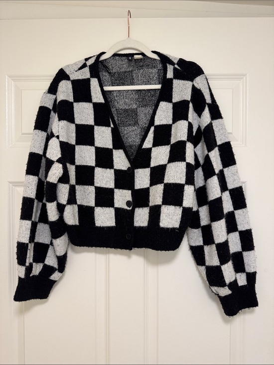 H&M Sweaters - Black & White Checkered V-Neck Button Cardigan Sweater.